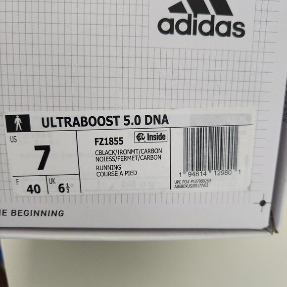 adidas Ultraboost DNA Black/Iron Metallic/Carbon 7 D (M)